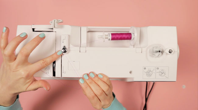 how to thread a sewing machine