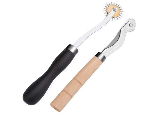 Tracing wheel - measuring tools for sewing